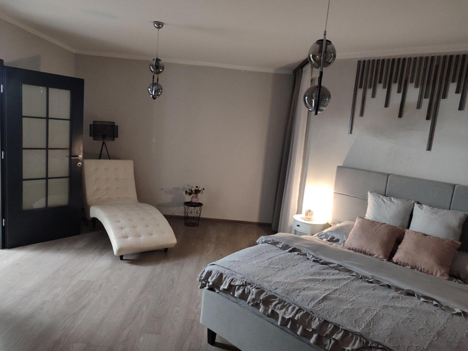 Villa Lea Тузла Екстериор снимка