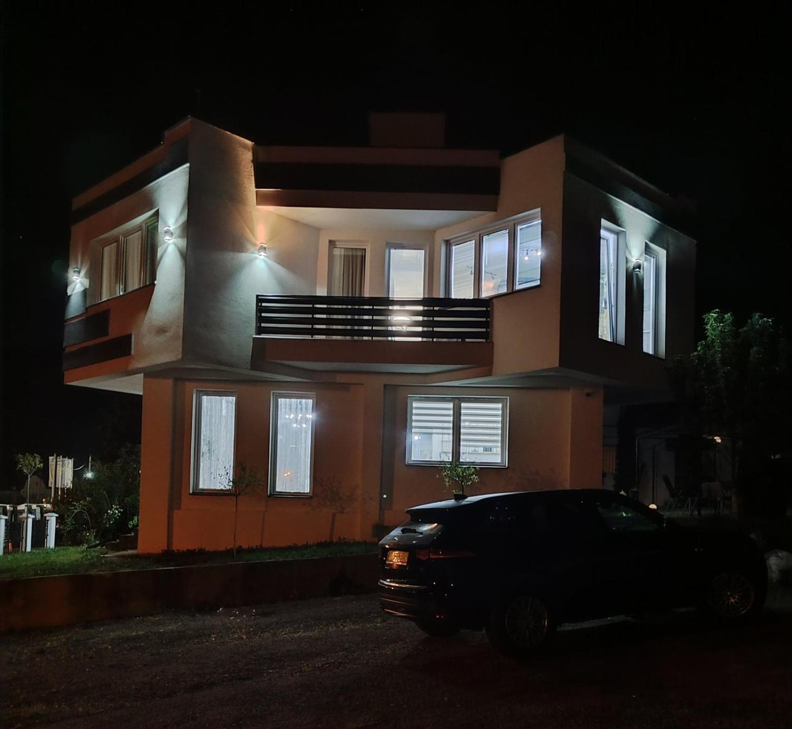 Villa Lea Тузла Екстериор снимка