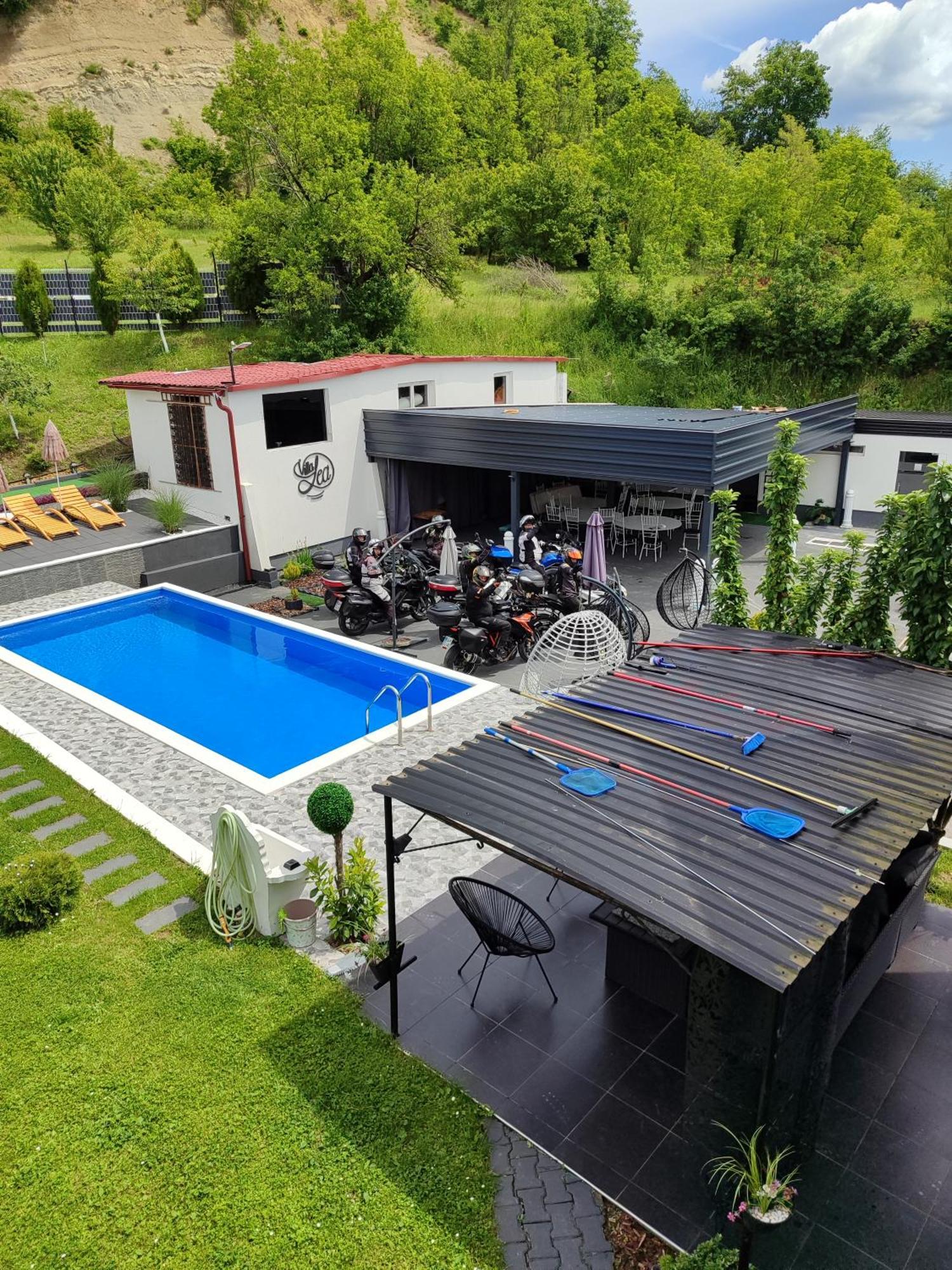 Villa Lea Тузла Екстериор снимка